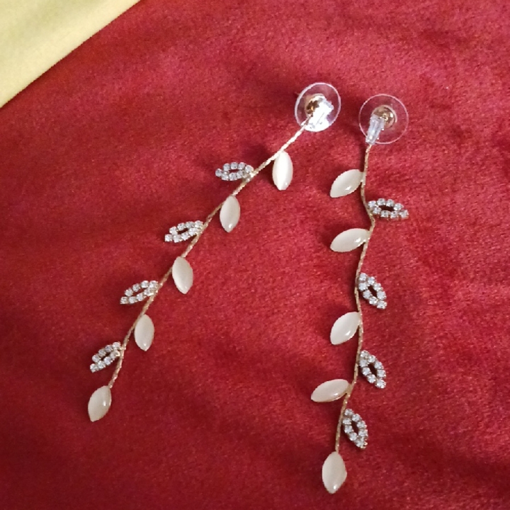 Elegant Gold and Peach Leaf Drop Earrings